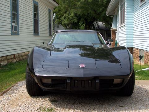 1975 Chevrolet Corvette photo
