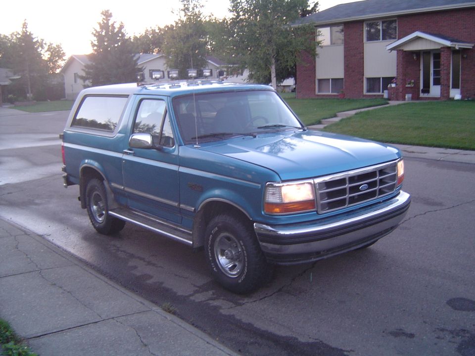 1995 Ford Bronco “BlueBoy”