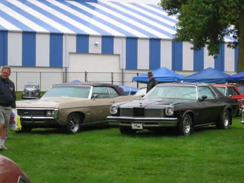 1971 Ford Ranchero - Not Fords but,...20 some years ago I had a 75 Cutlass 442 and my best friend had a Impala SS convert and just seeing these two together bro…