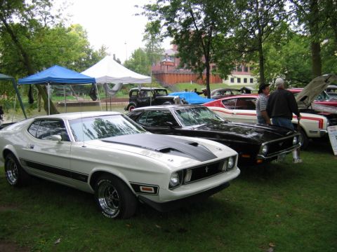 1971 Ford Ranchero - More cars.
