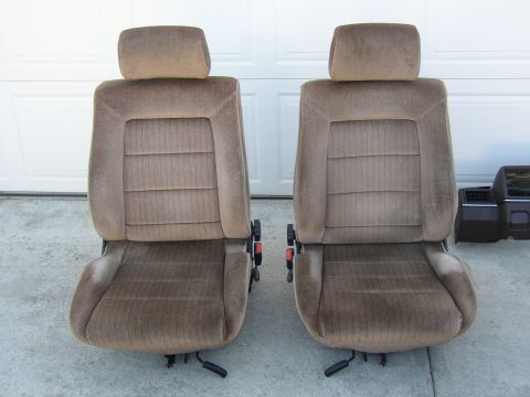 1987 Volkswagen Golf - Front seats