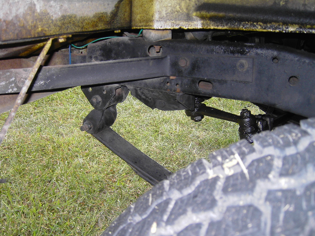 1977 Jeep Wagoneer front suspension and chassis detail