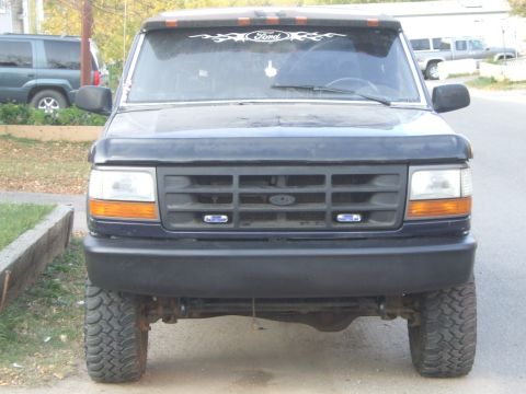 1989 Ford Bronco - I took about 50 pictures in this set, could not get enough. but I will only bore you with a few