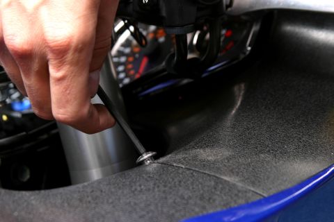 2006 Suzuki Hayabusa 1300 - Now that the fairings are in place, tighten all three Allen screws.