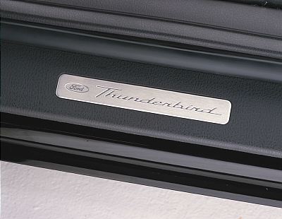 2002 Ford Thunderbird photo