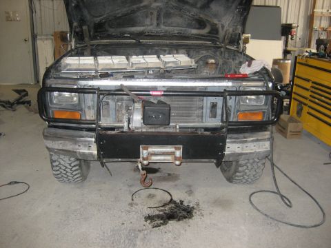 1986 Ford Bronco - my 8274 warn winch installed