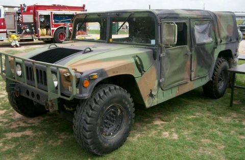 1993 Ford Bronco - Hummer