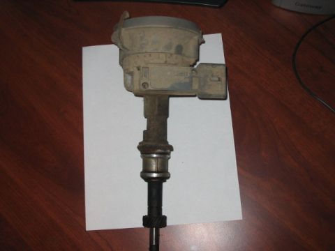 1991 Ford Bronco - This is a Ford distributor, likely for an older model vehicle.