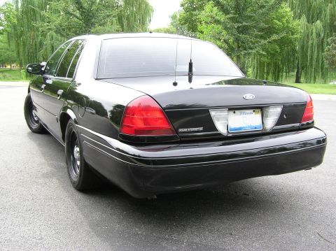 1999 Ford Crown Victoria photo
