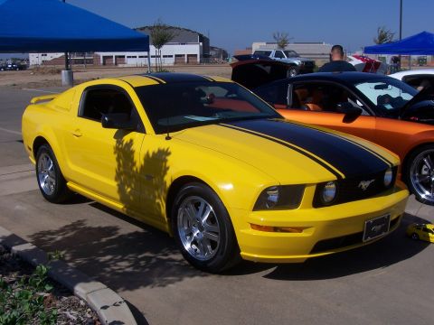 2002 Ford Mustang “02 Zinc Yellow GT”