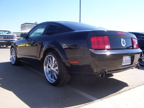 2002 Ford Mustang “02 Zinc Yellow GT”