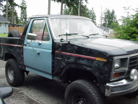 1985 Ford Bronco photo