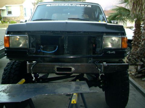 1989 Ford Bronco - Choped sides, cutting up broadway