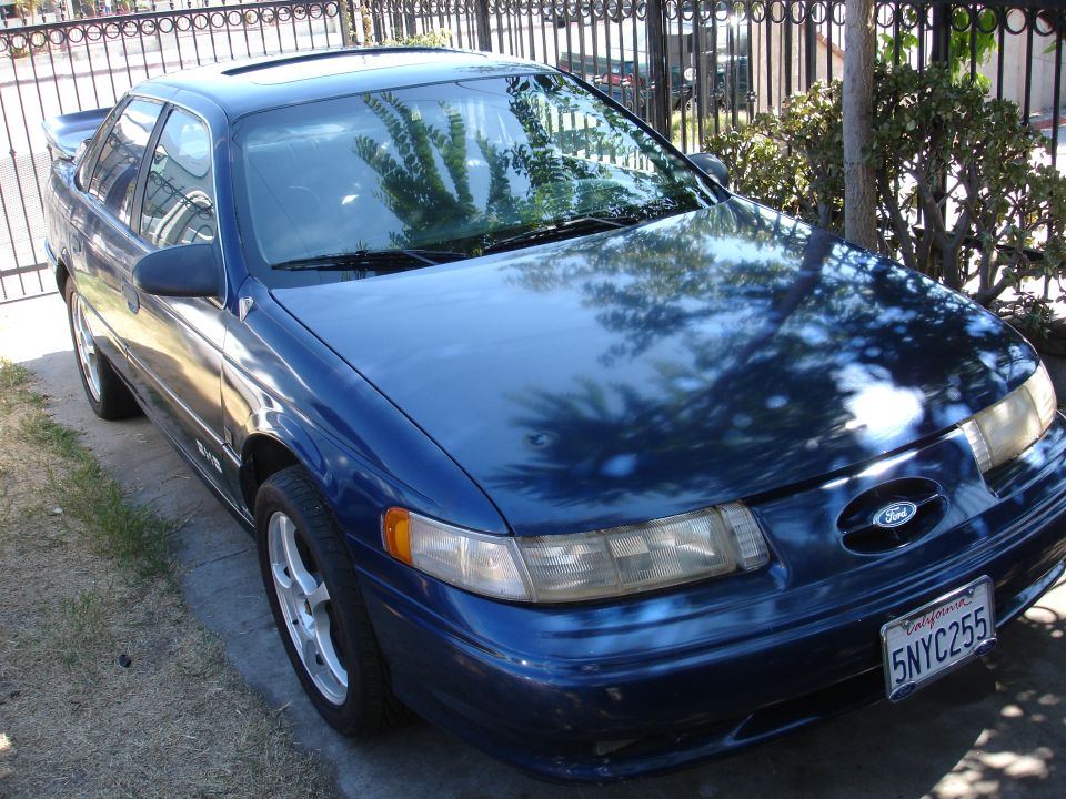 1992 Ford Taurus “Blue”
