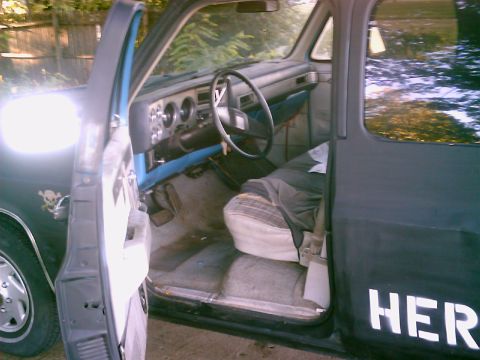 1983 Chevrolet Suburban photo