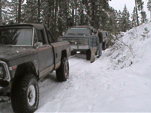 1985 Ford Bronco - Usually this time of year we have a lot more snow.