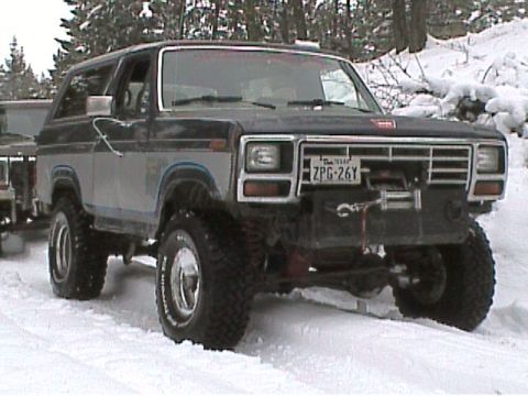 1985 Ford Bronco - Got the bronco running for only $20. After this run the TTB is getting yanked for a SAS