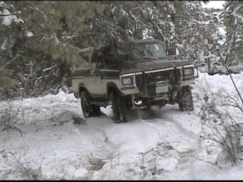 1985 Ford Bronco - Cory coming down a hill