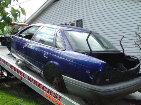 1994 Ford Taurus - :(