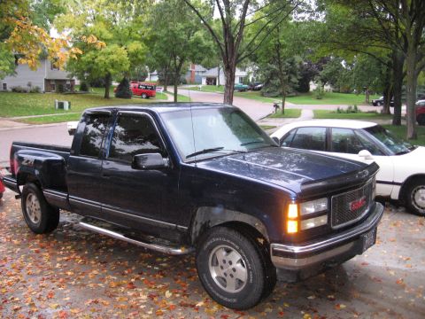 1995 GMC Sierra 1500 “Blue duece”