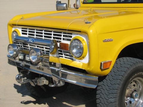 1978 Ford Bronco - yella