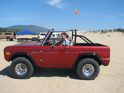 1978 Ford Bronco - burgundy