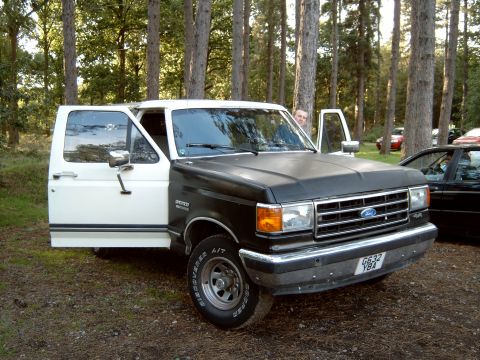 1989 Ford Bronco - headin' home, sore but happy!