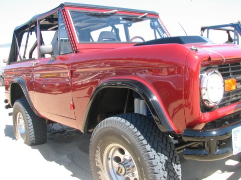 1978 Ford Bronco - burgundy