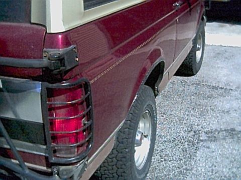 1994 Ford Bronco - Taillight Guard