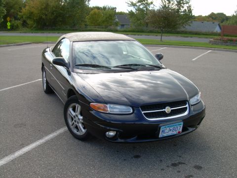 1996 Chrysler Sebring photo