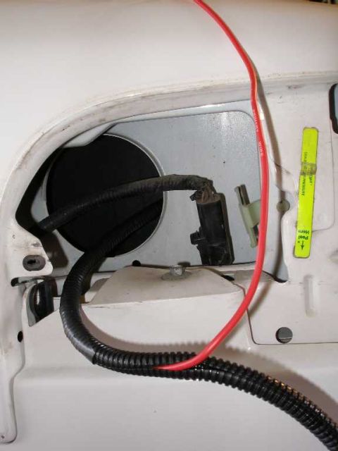 2001 Ford Crown Victoria - The new wiring, going in from the corner lamp's position.