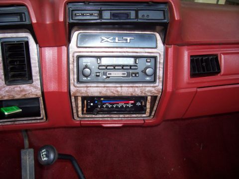 1985 Ford Bronco - Dashboard interior of a 1985 Ford Bronco, the XLT trim and factory radio.