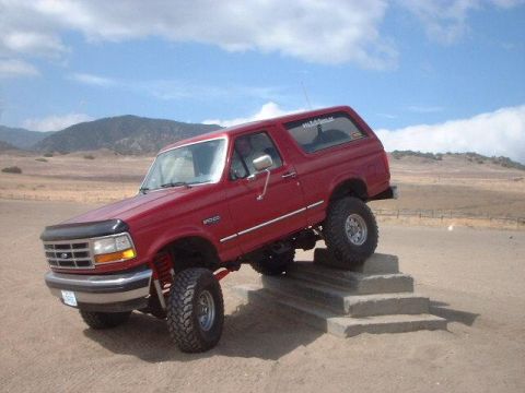 1994 Ford Bronco photo