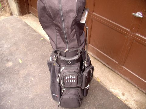 1990 Lincoln Town Car - This bag has 19 seperate club compartments and I filled em' all with two sharing clubs too ! This is a CART ONLY bag as it's heavier than a…