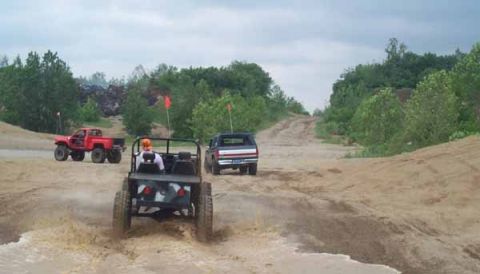 1989 Ford Bronco - Some of the group wheeling at the Badlands. That's my bronco in the pic. My first time ever at the Badlands.
