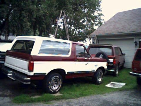 1996 Ford Bronco - 89 in back of the 96'. Hate to say it, but I have to retire her. The rot finally got the better of her.