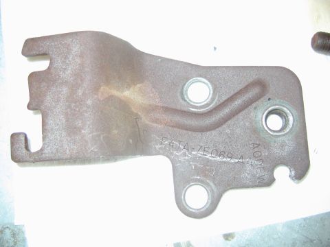1992 Ford Bronco - This detent bracket won't work with my E4OD, bolt holes don't line up properly, this was from a later model p/u truck.
