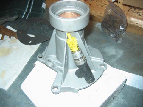 1992 Ford Bronco - tailshaft housing for a pick up, non-E4OD tranny. If you have a Bronco, you will need a bronco tailshaft housing.