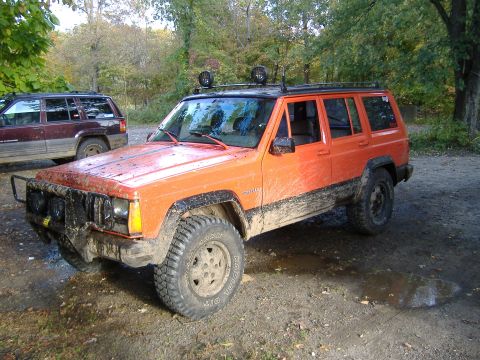 1990 Jeep Cherokee photo