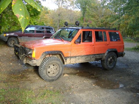 1990 Jeep Cherokee photo