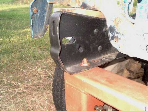 1984 Ford Bronco - pilot bolt for front X-member