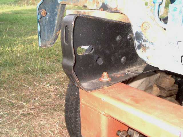 pilot bolt for front X-member