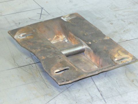 1978 Ford Bronco - trans mount upside down, shows spacer tube installed