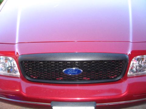 2003 Ford Crown Victoria - Honeycomb grill