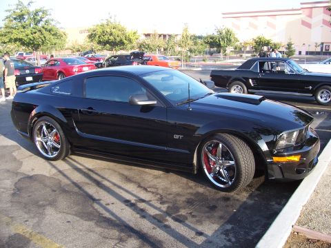 2002 Ford Mustang “02 Zinc Yellow GT”