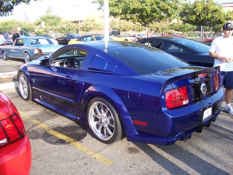 2002 Ford Mustang “02 Zinc Yellow GT”