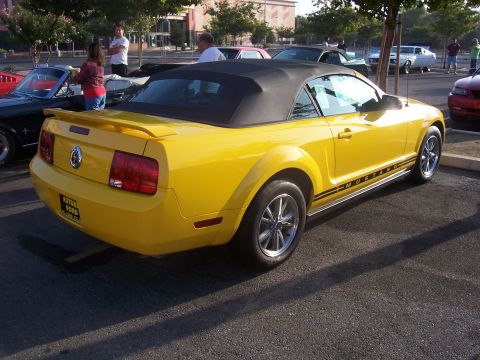 2002 Ford Mustang “02 Zinc Yellow GT”