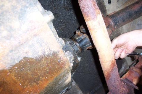 1979 Ford Bronco - Before it gets pulled, I must remove the rear driveshaft.