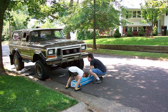 OK...heres the tow bar...now what do we do.