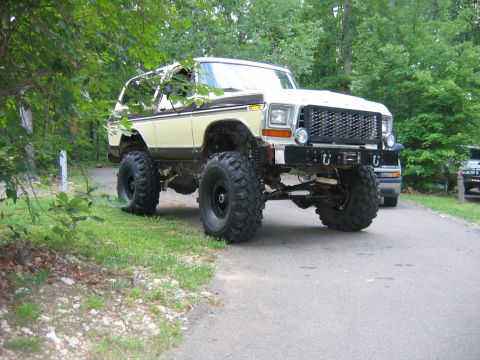 1992 Ford Mustang - This lifted 1978 Ford Bronco features a two-tone paint scheme and aggressive off-road tires.